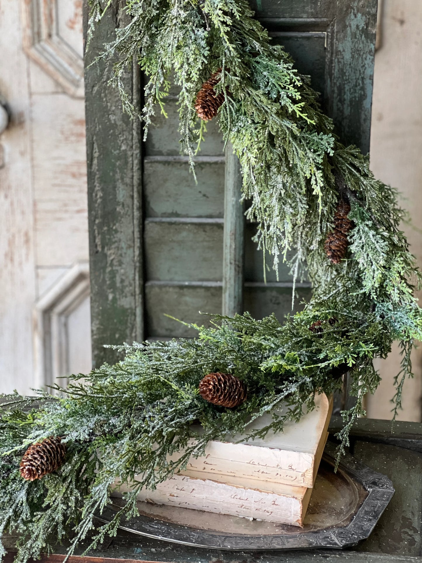 6' Silver Thread Cedar Garland